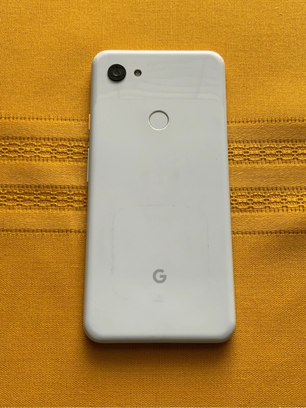 Google Pixel 3a XL (Works Perfectly)